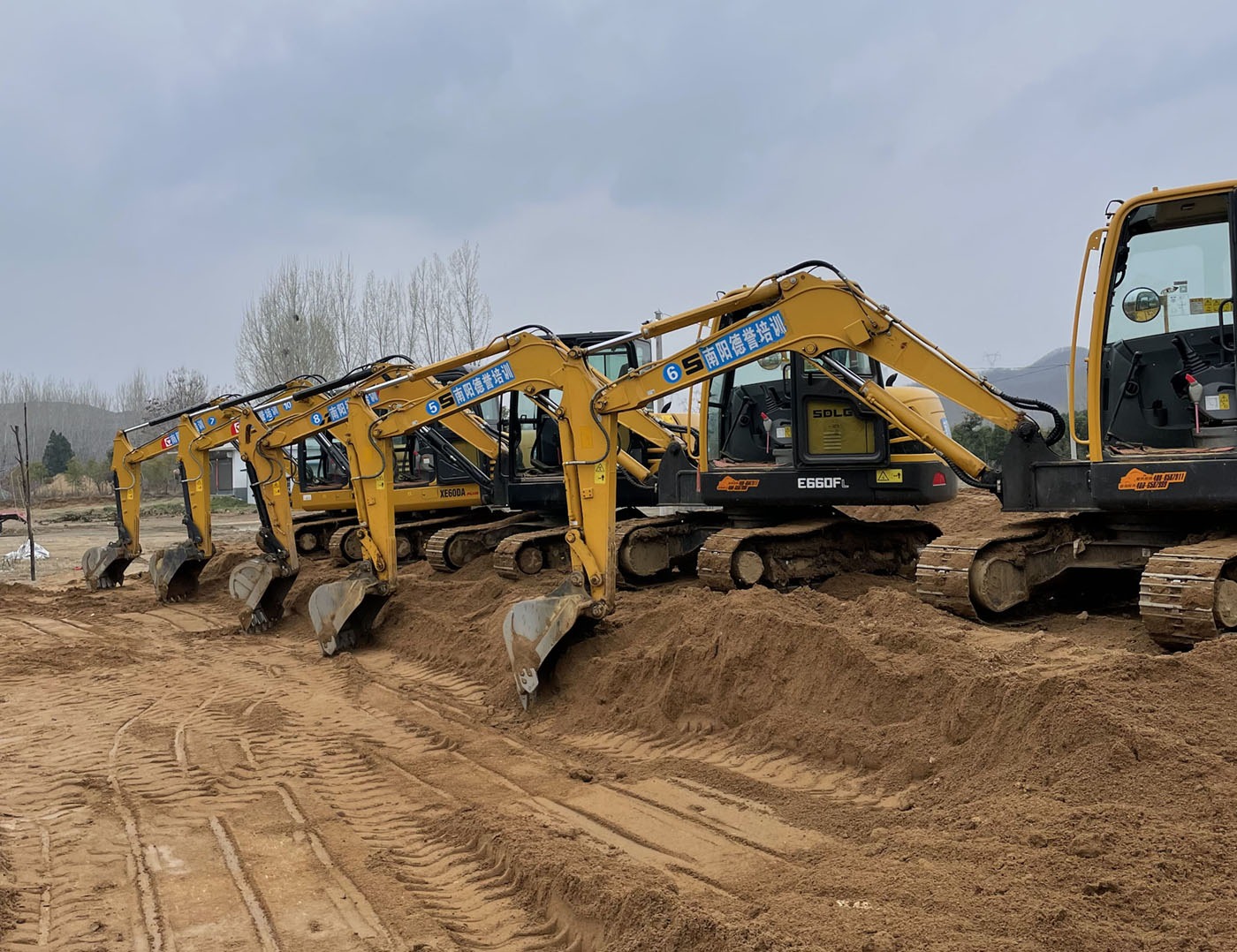 建安区挖掘机专业培训